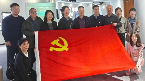 杭州市審計(jì)局黨組書記、局長(zhǎng)范飛一行蒞臨健培科技考察調(diào)研
